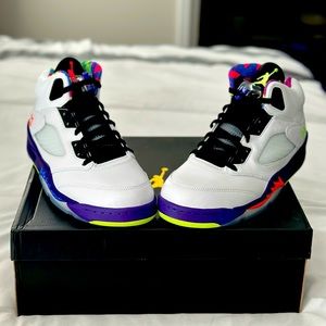 Jordan 5 Retro
Alternate Bel-Air